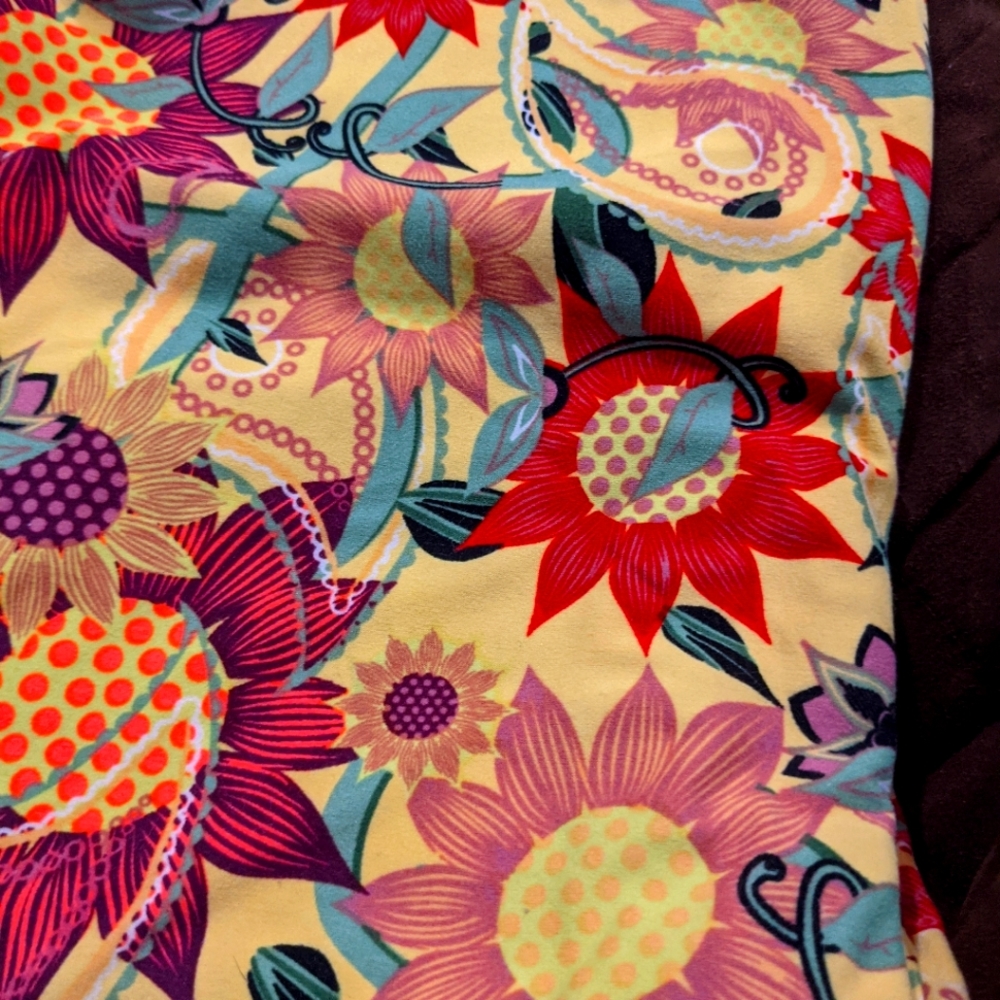 TC LuLaRoe leggings 2/$17 3/$23 4/$27